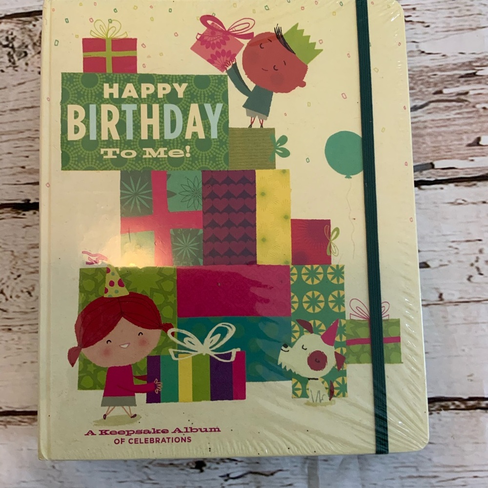 NEW Chronicle‎ Books Birthday Keepsake Album
